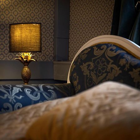 Jaernvaegshotellet B&B Skara Exteriér fotografie